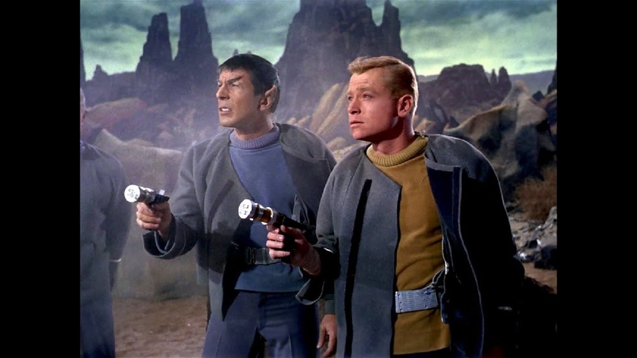 CAGE FIGHT: UNLOCKING THE SECRETS OF TREK'S FIRST PILOT! (VIDEO)