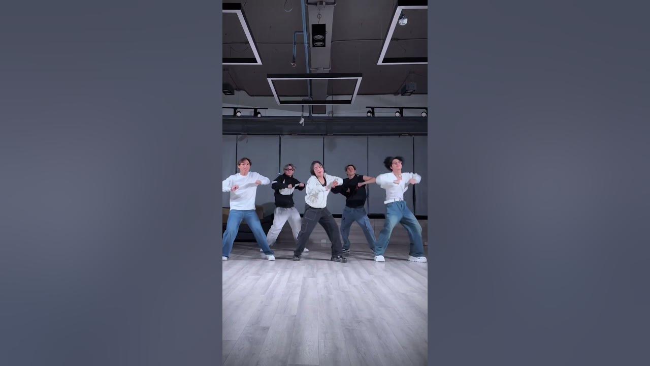 ice ice baby ✨🧊 #VXON #DANCE #dancechallenge #fyp #fypviralシ #group