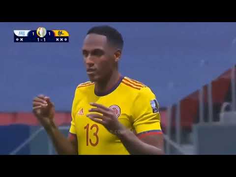 memo queriendo ser mejor y atras de el este el mejor portero de argentina