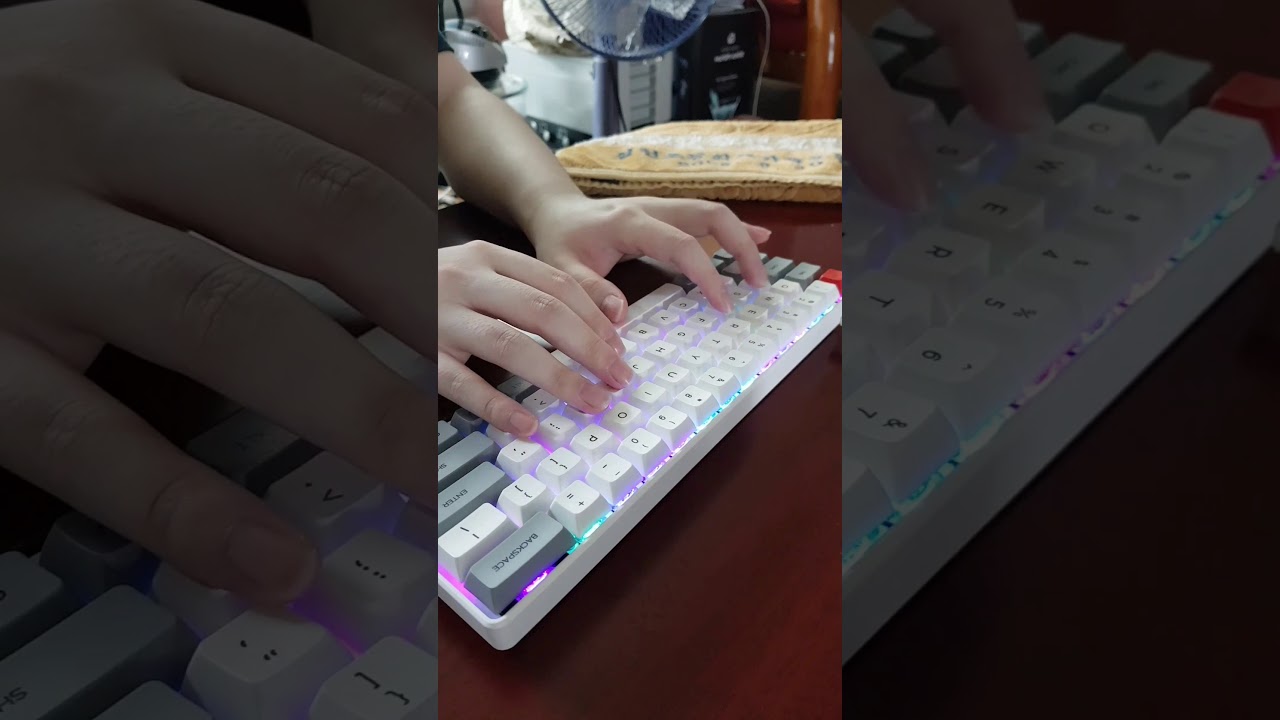 [1 HOUR] Chill & Relaxing Sk61 Keyboard Sounds ASMR 😍