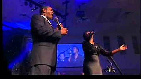 Pastor Remus Wright sings NOEL