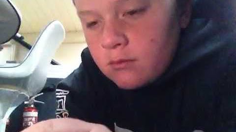 How to tie a running sinker rig.