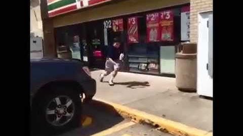 Shot shit, shot shot shot shot, shit, shot shot shot, shit shot shot shot shot shot everybody!!!