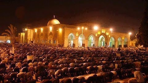 آيات بيّنات من سورة الإسراء.صدق الله العظيم. المسجد الأقصى المبارك للمسلمين.هند الهاروني