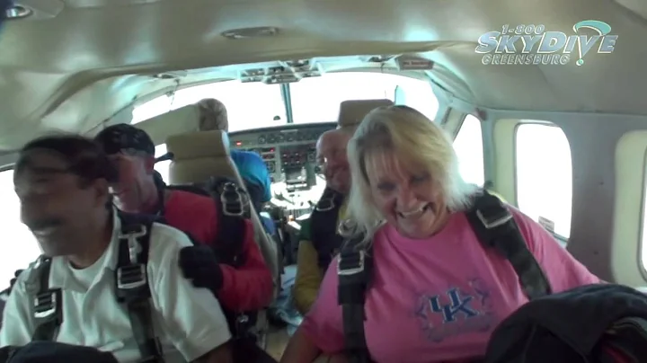 Patricia Manning's Tandem skydive!