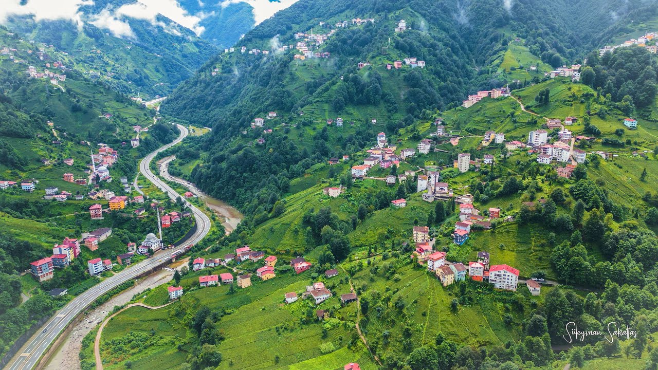 Ağaçseven köyü Of