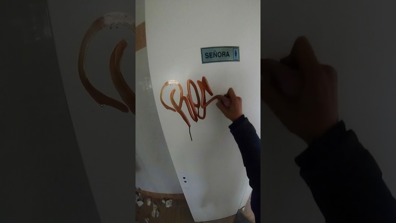👉 Testing Tagging with Magic Ink + Squeezer [ Red x Gold ] - [ Fadebomb Graffiti Tool ]