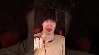 Faz Uma Cara De Vilã