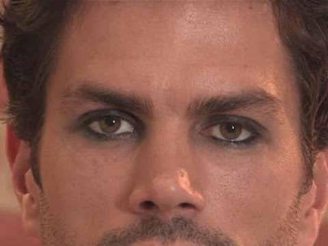 How To Eyeliner : For Men - YouTube