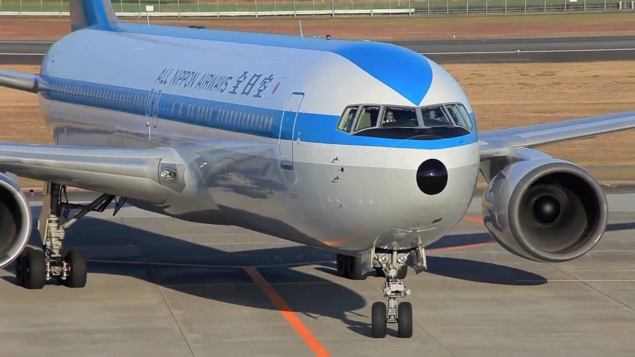 Anaモヒカンジェット復活就航 鹿児島空港 Youtube Anaモヒカンジェット復活就航 鹿児島空港 Youtube