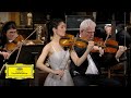 Capture de la vidéo María Dueñas, Wiener Symphoniker, Manfred Honeck - Beethoven: Violin Concerto: Ii. Larghetto