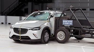 2016 Mazda CX-3 side IIHS crash test