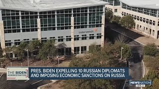 US expels Russian diplomats, imposes sanctions for hacking