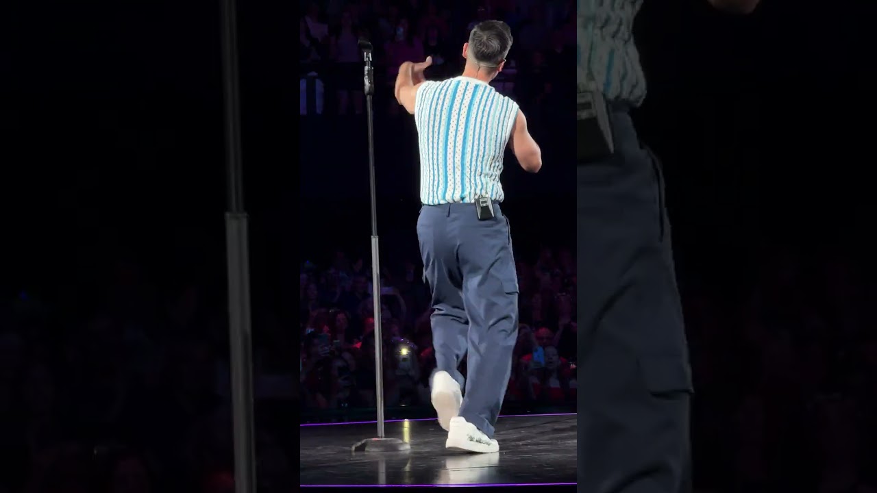 Luciano Pereyra y Abel Pintos- Camina (Suave y Elegante) Luna Park 27/12/2024