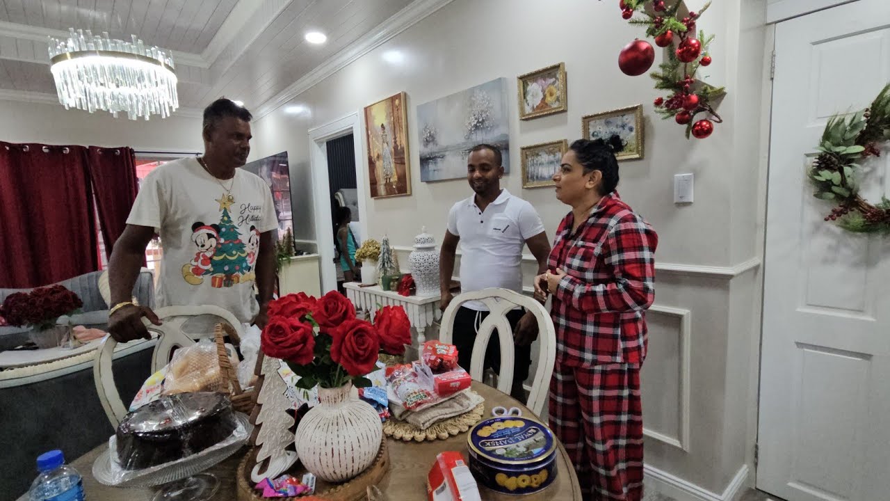 Christmas/boxing day with the neighbours: Dhalpuri/ duck curry/ pepper pot/ stuffed eggs/ goat curry