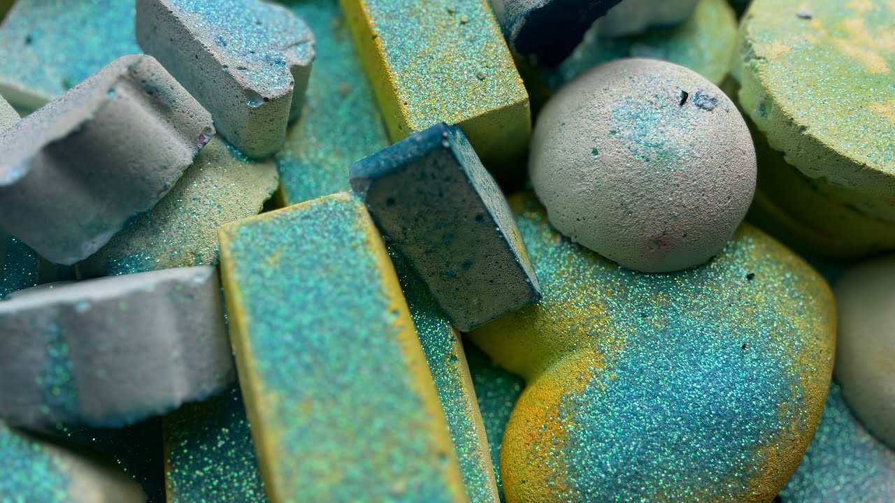 Powdery Mini Mass Crush ~ Reformed Gym Chalk - YouTube