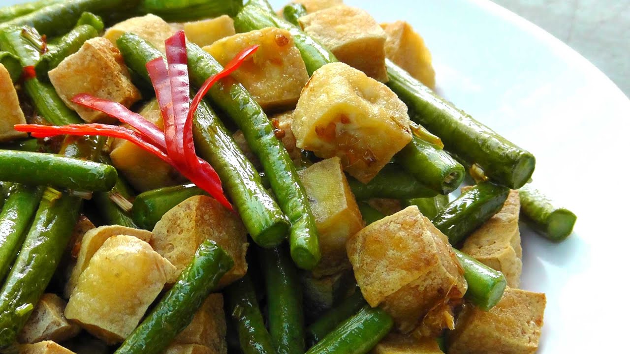Vegan Vegetarisches Vietnamesisches Rezept: Zitronengras Tofu mit ...