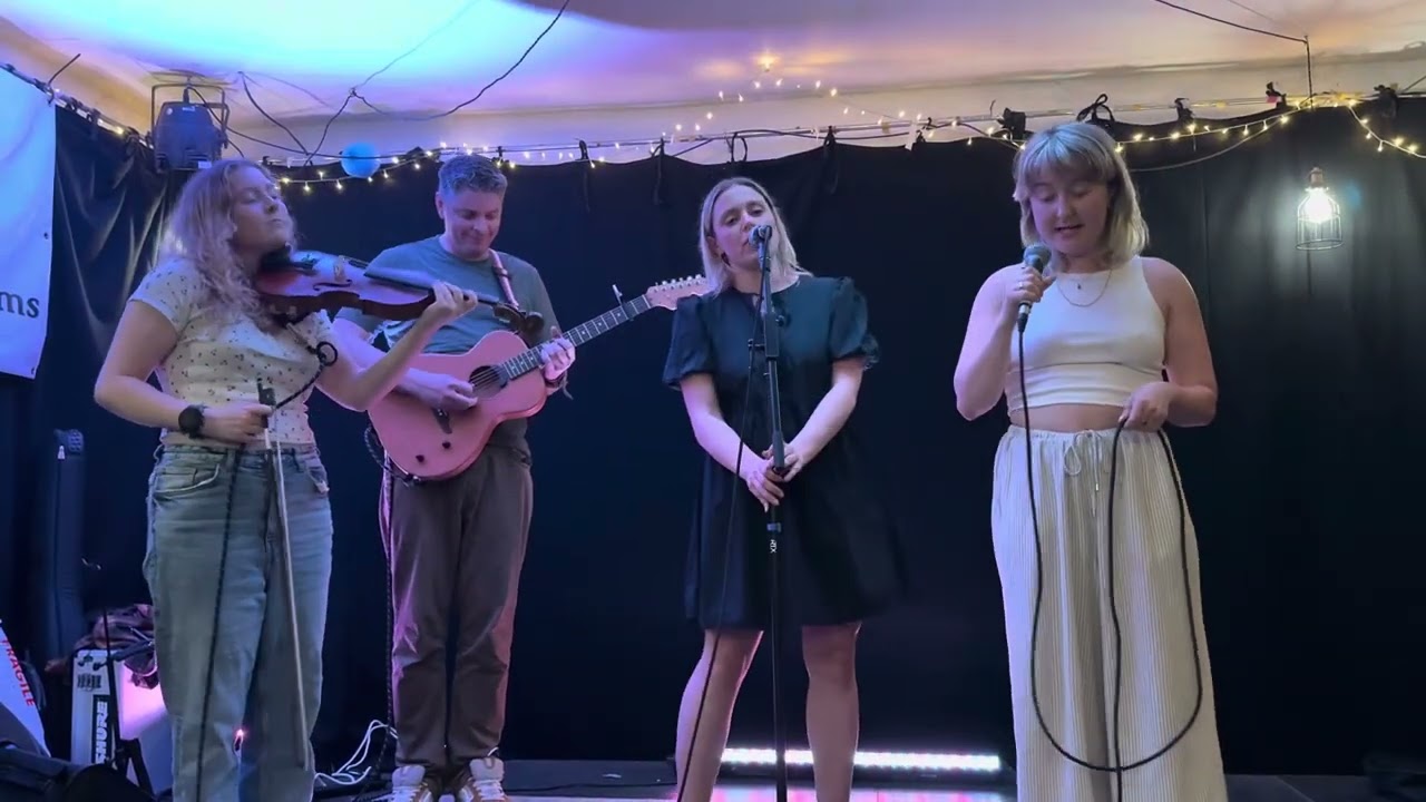 Crane House - Cuban Heels (Live @ The Cumberland Arms, Newcastle-Upon-Tyne, 19-06-2025)