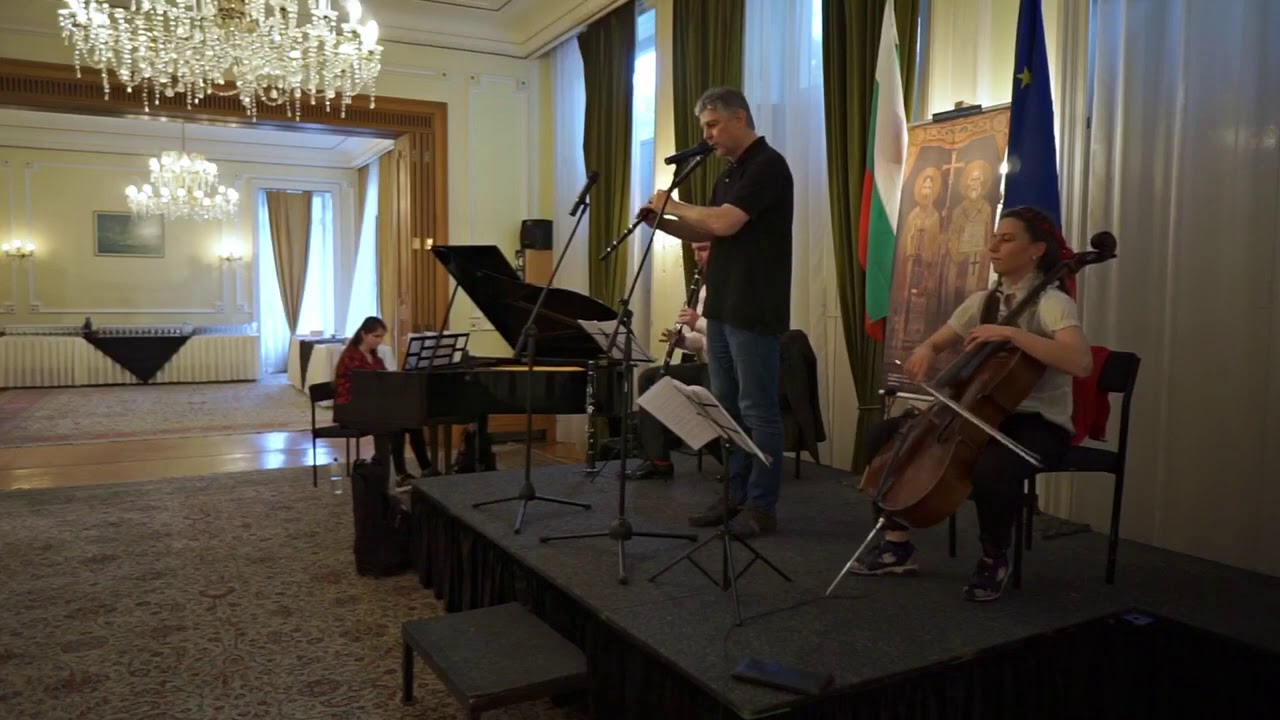 “Gankino Horo / Kopanica” ( Bulgarian Traditional Dance ) with a special guest Theodosii Spassov