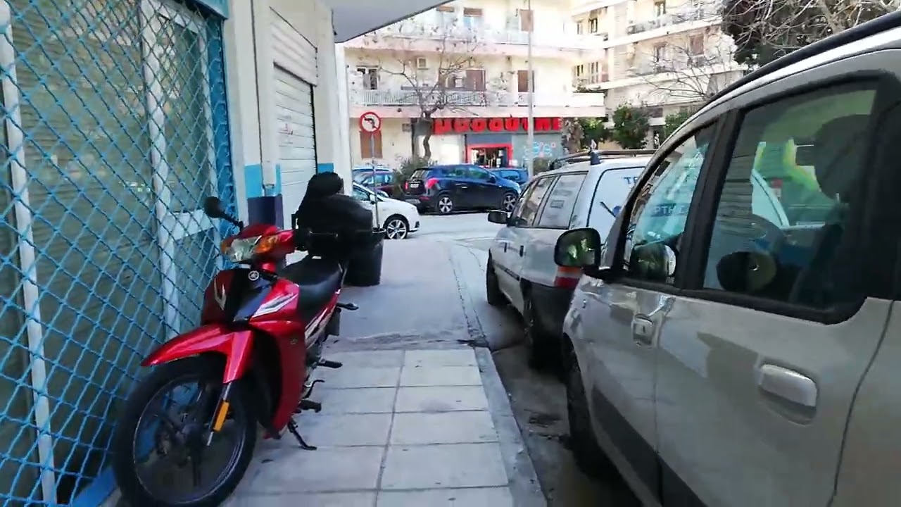 walking around Gyzi 5 (@Greece)