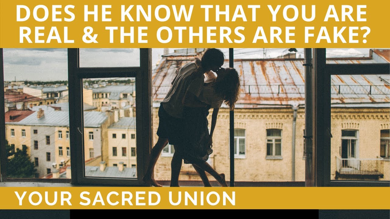 👫 DOES HE VALUE YOU & SEE THROUGH THE FAKE PEOPLE AROUND HIM? 😍 TWIN FLAMES 💑 SACRED UNION