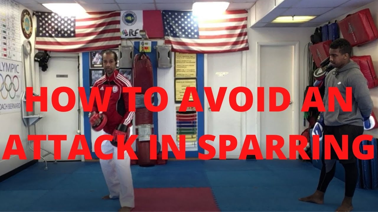 Slide In Slide Out Learn this FOOTWORK and not get HIT in Sparring