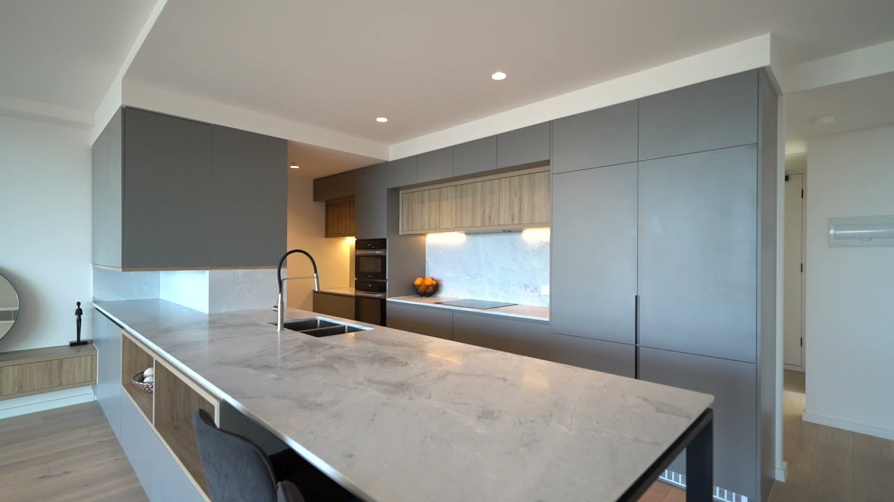 Penthouse 2 / 491 Victoria St, West Melbourne