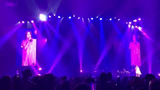 Martina McBride tribute to Loretta Lynn “You Ain’t Woman Enough To Take My Man” in Duluth Georgia