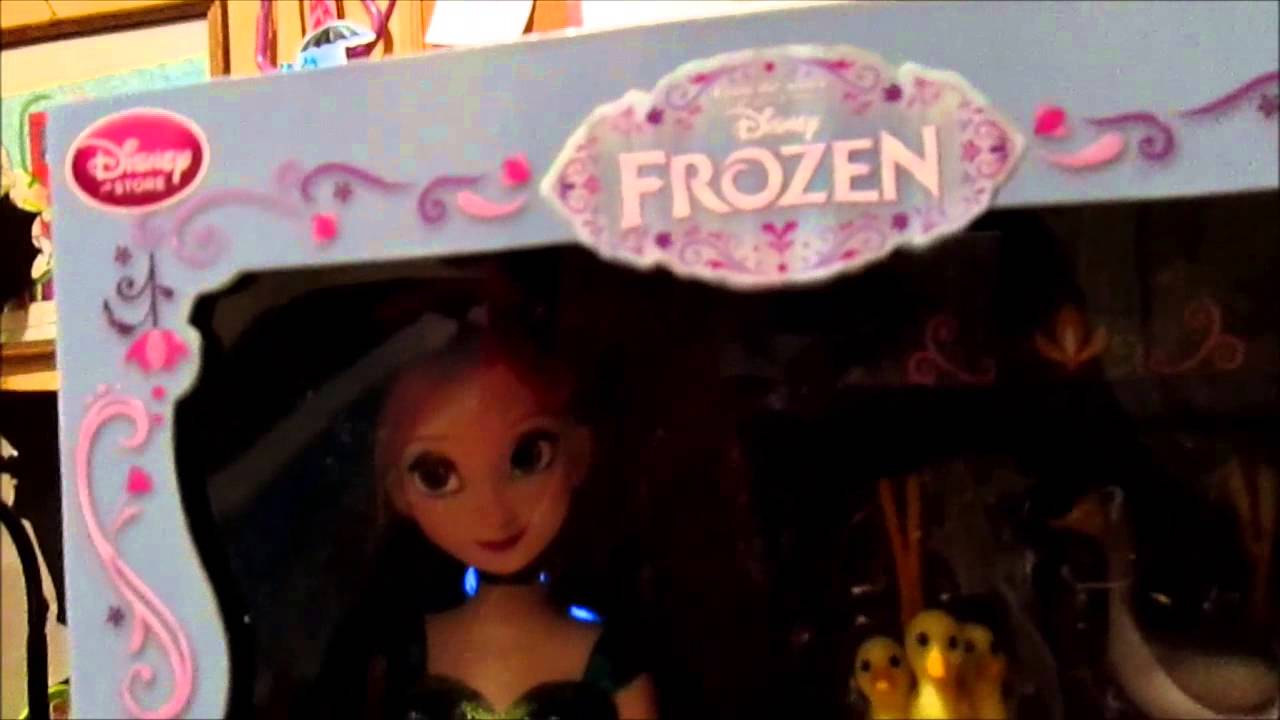 Disney Store Deluxe Singing Doll Anna from Frozen Review
