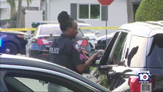 Police investigate fatal stabbing in Lauderhill