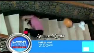 Anugerah Cinta RCTI 24 Desember 2016 - Naura Jatuh Dari Tangga!