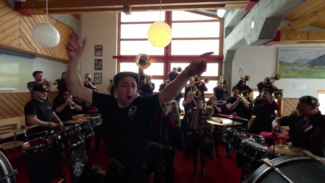 Moosfürz Azmoos - In The End (Linkin Park)