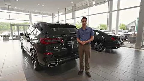 Properly Remove And Store Your BMW Cargo Cover