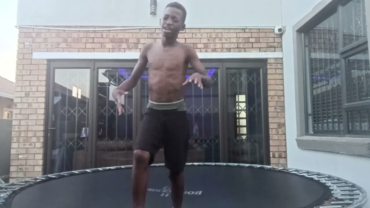 Сколько сальто назад я могу сделать?? 🤔