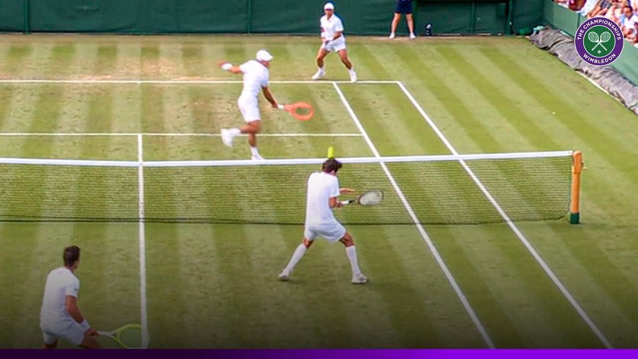 Is this the most BIZARRE way to lose a set? | Headshot on set point! | Wimbledon 2025