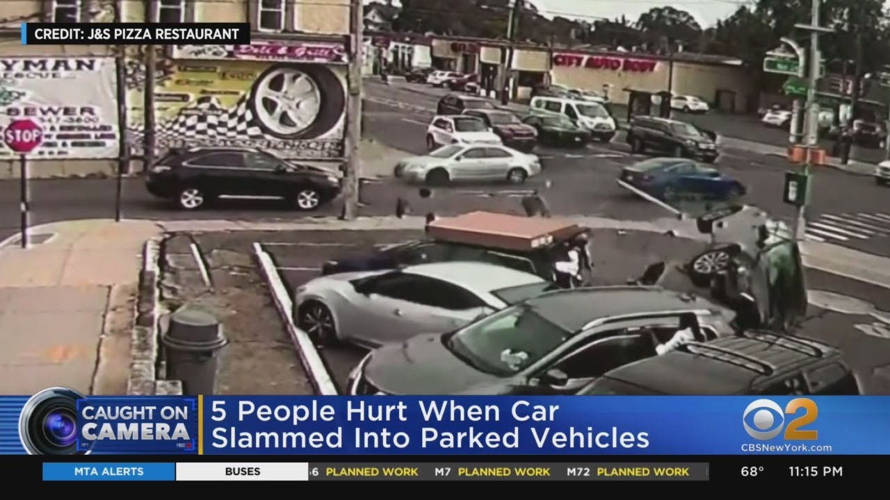 5 People Hurt When Car Slams Into Vehicles In Queens - YouTube