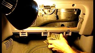 How to replace the blower motor in a 1996- 2002 Caravan, Voyager or Town and Country