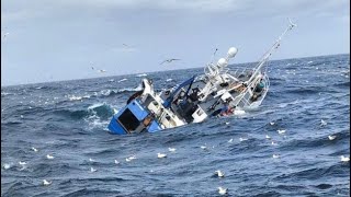 SHIP & BOAT CRASH COMPILATION -  Expensive Boat Fails Compilation