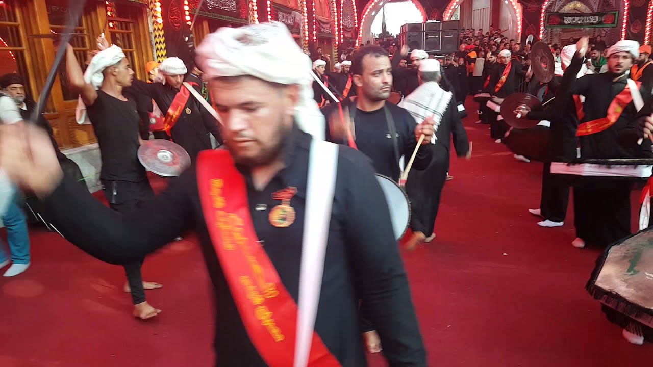 موكب اهالي الديوانيه للتطبير والزنجيل موكب غنام منديل العكيلي