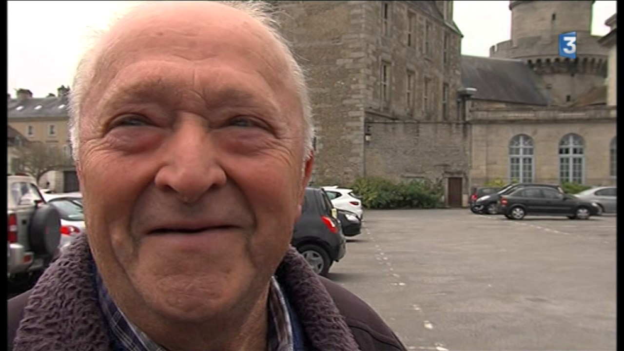 La foule des grands jours à alençon pour la venue de François Hollande