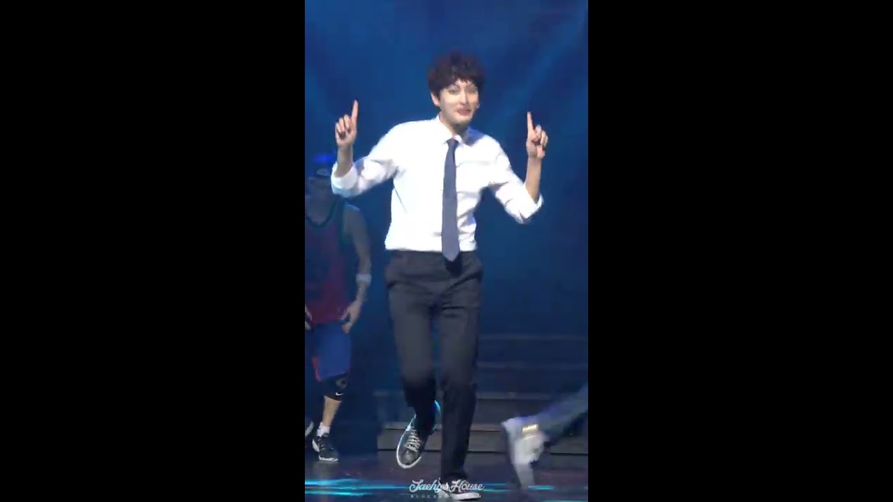 161228 인더하이츠 밤공 커튼콜 96000 #블락비 #재효 ( @blockbhyo )