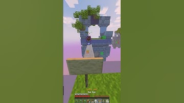 Trolling Teammates with Lag Signs in SkyWars #trolling #skywars #hypixel #minecraft #gaming #shorts