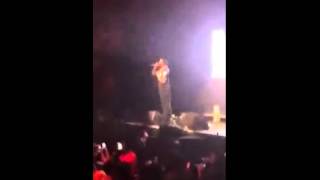 Meek Mill Throws More Jabs At Drake During Brooklyn Concert!