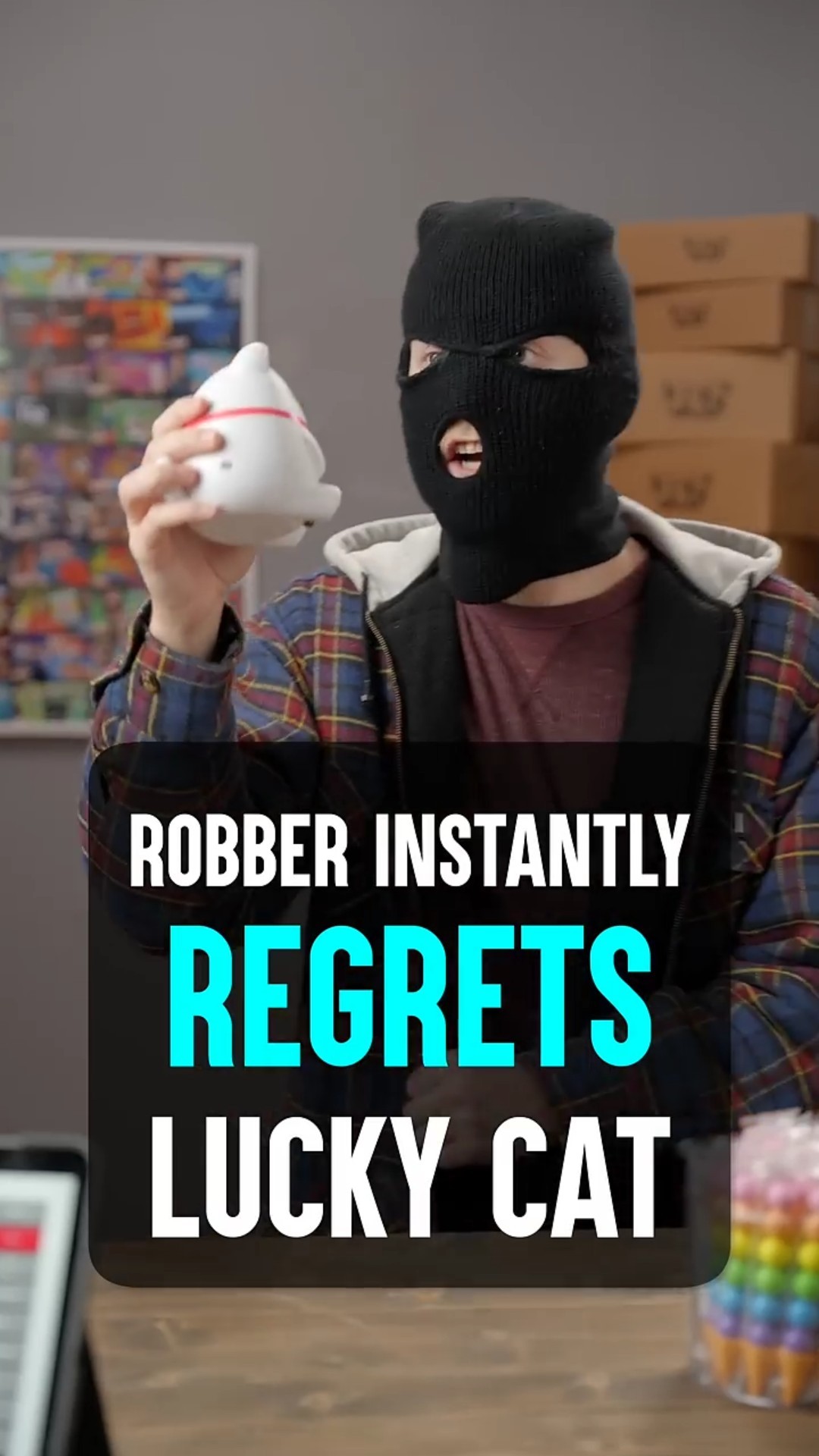 Robber REGRETS Lucky Cat