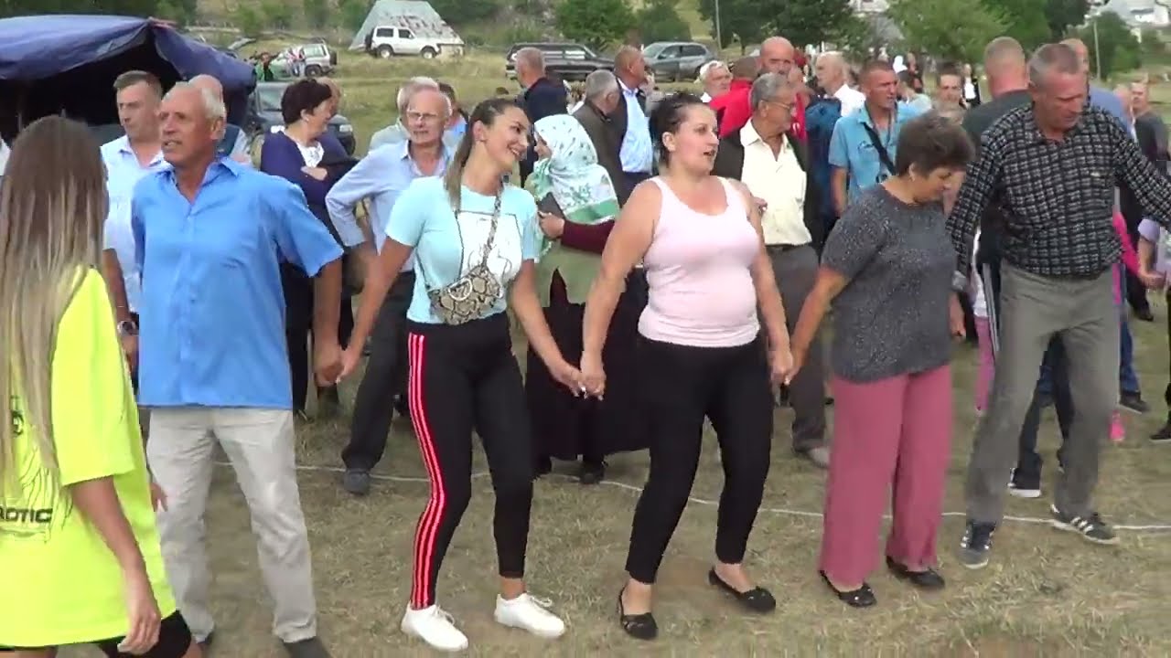 🛑Kolo za Azema 🌏Čuhovići 14,8,2022,🎄 SULJO.♻️ Muzika Amko & Jarani