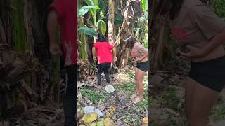 mau ketawa takut dosa