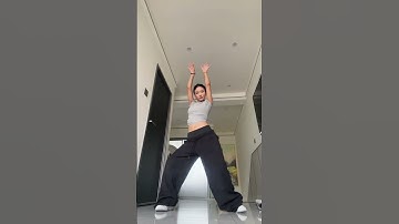 Thumbnail of Si Ai (Marshmello & UKAY Remix)'Tayna' #dance cover