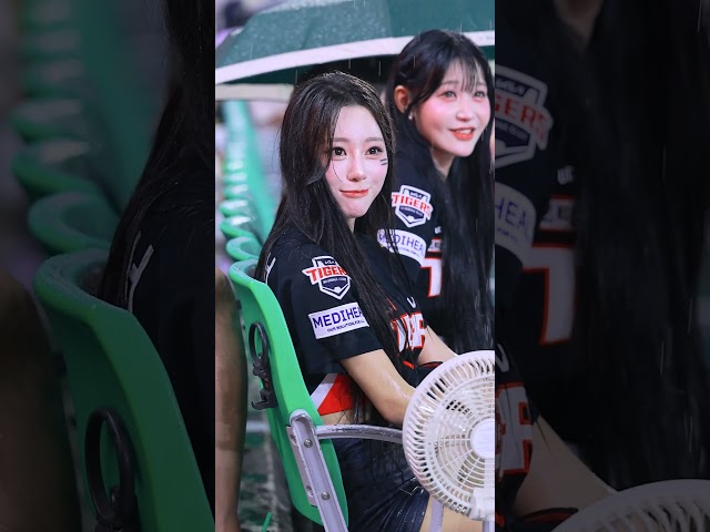 kia타이거즈 김민서치어리더 이게 무슨일이야 직캠 #shorts #김민서 #치어리더 #응원  #직캠 #영상 #kia타이거즈 #아웃송