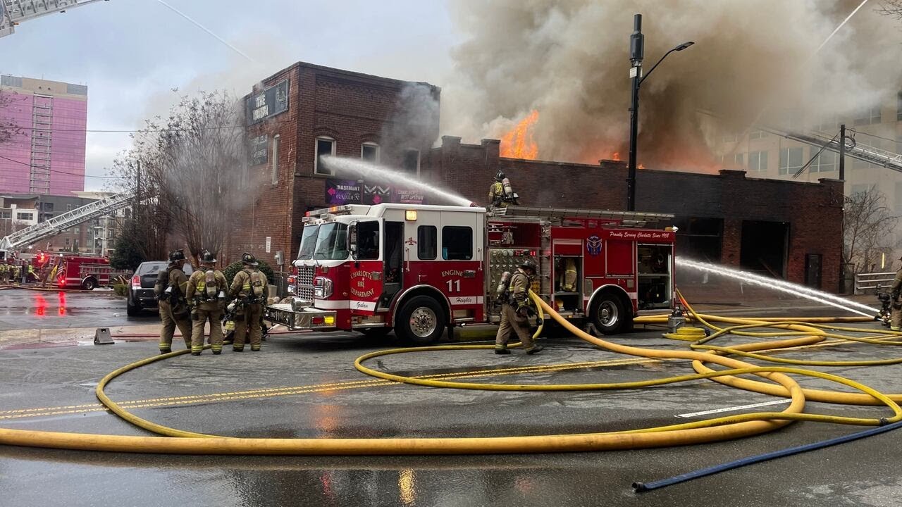 Charlotte crews battle three-alarm fire at former Uptown tavern - YouTube