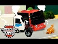 Blue Rescue Team There S A Scary Animal On The Road Rescue Tayo Story Tayo Rescue Team 